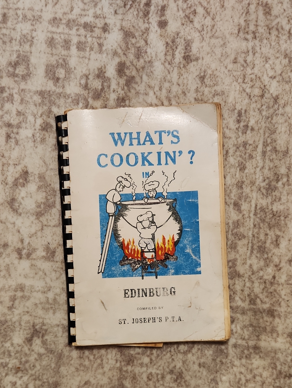 Vintage Whats Cookin Recipe Booklet in Cream and Black